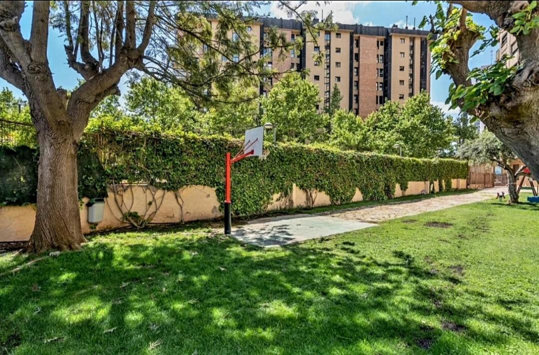 Palau 2 Valência Exterior foto